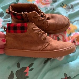 Boys buffalo plaid boots
